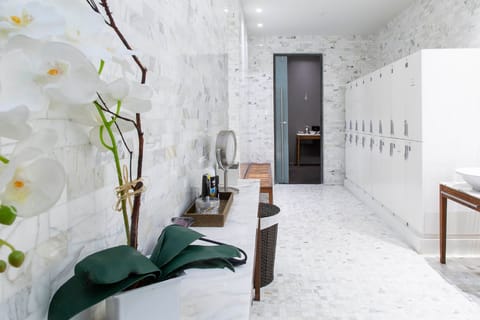 Couples treatment rooms, sauna, steam room, Turkish bath