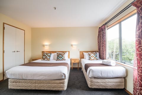Soundproofing, iron/ironing board, WiFi (free), bed sheets