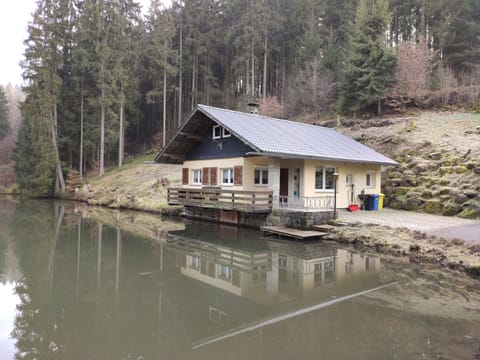 Basic House, 3 Bedrooms (Kohlbach) | Water view