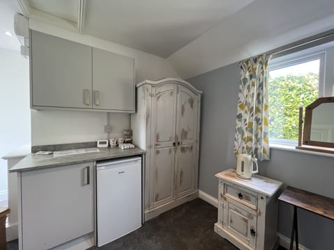 Double Room (Sharpness)