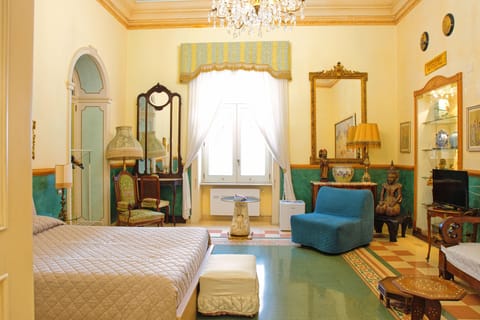 Triple Room, Private Bathroom (External) | Individually decorated, individually furnished, desk, laptop workspace