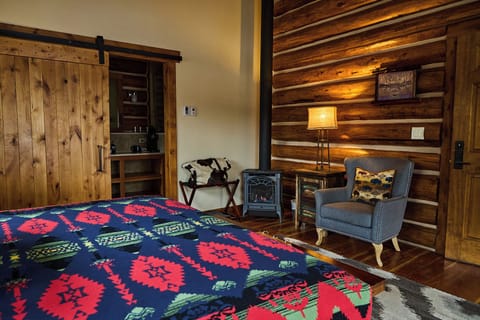 Basic Chalet, 2 Bedrooms | Hypo-allergenic bedding, free WiFi, bed sheets