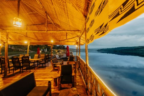 Standard Room, 1 Bedroom, Accessible | Lake view