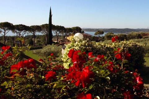 Apartment, 1 Bedroom, Lake View | Garden view