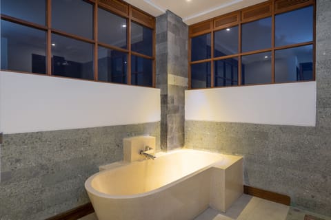 Panoramic Suite, 1 Bedroom, Pool View | Bathroom | Separate tub and shower, free toiletries, hair dryer, bidet