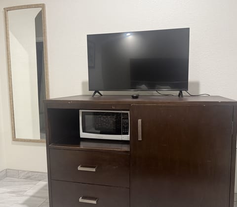 In-room safe, desk, blackout drapes, soundproofing