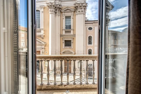 Superior Double Room | City view