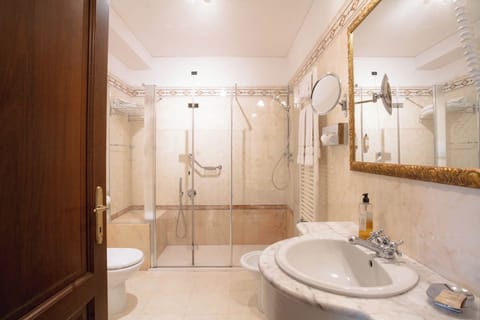 Quadruple Room | Premium bedding, down comforters, minibar, in-room safe