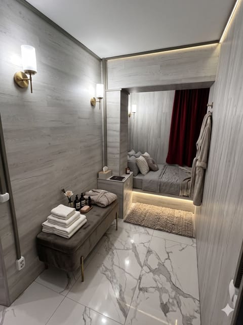 Classic Double Room, City View, Executive Level | Premium bedding, soundproofing, free WiFi, bed sheets