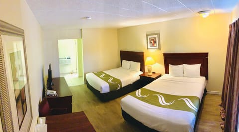 Double Room, 2 Double Beds, Microwave, Ground Floor | Pillowtop beds, desk, soundproofing, free WiFi