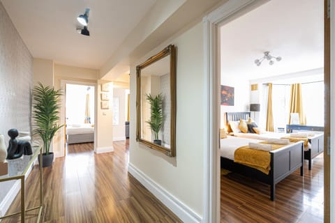 Family Apartment, Ensuite | Interior