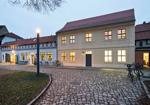 Condo, 3 Bedrooms | Individually decorated, individually furnished, desk, blackout drapes