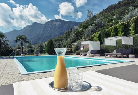 Indoor pool, seasonal outdoor pool
