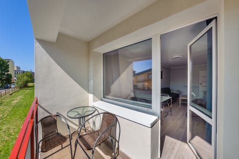 Apartment (3) | Balcony