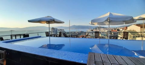 Seasonal outdoor pool, sun loungers