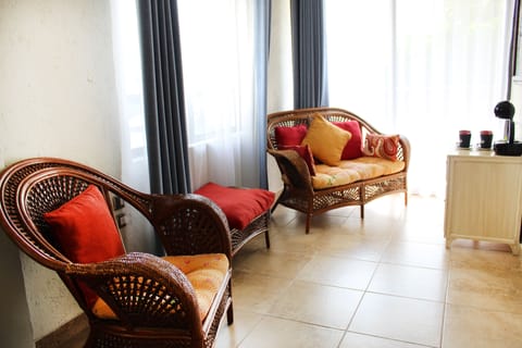 Family Room, 2 Bedrooms | Egyptian cotton sheets, premium bedding, down comforters