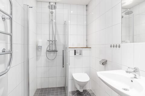 Double Room | Bathroom | Hair dryer, heated floors, towels, soap