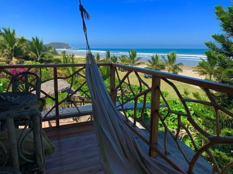 Deluxe Room | Balcony