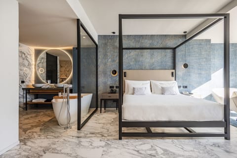 Junior Suite, 1 Queen Bed, Balcony, Lake View (Nemos) | 1 bedroom, premium bedding, down comforters, minibar