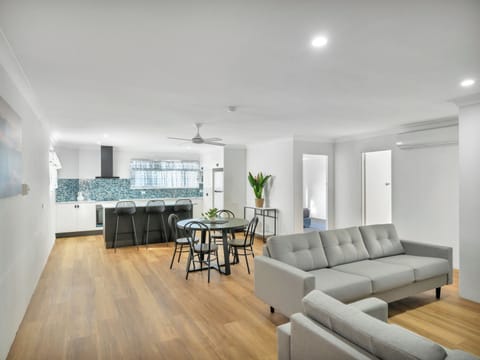Deluxe Apartment | Living area | 32-inch Smart TV with digital channels, TV