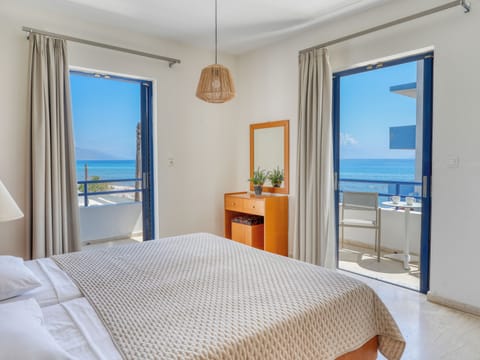 Studio, Sea View | Cribs/infant beds, free WiFi