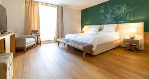 Standard Double or Twin Room | Desk, blackout drapes, soundproofing, free WiFi