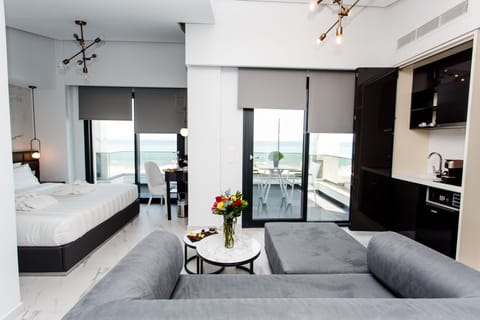 Premium bedding, down comforters, free minibar, in-room safe