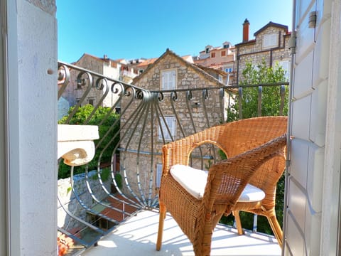Apartment | Balcony