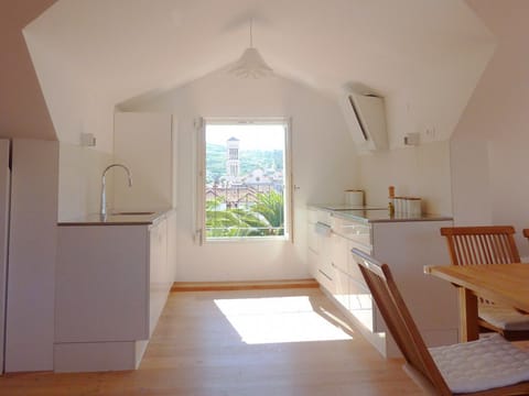 Apartment, 2 Bedrooms | Private kitchen | Fridge, oven, stovetop, dishwasher