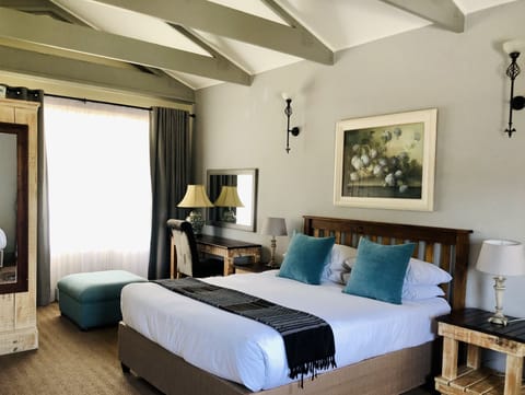 Comfort Suite | Desk, iron/ironing board, free WiFi, bed sheets