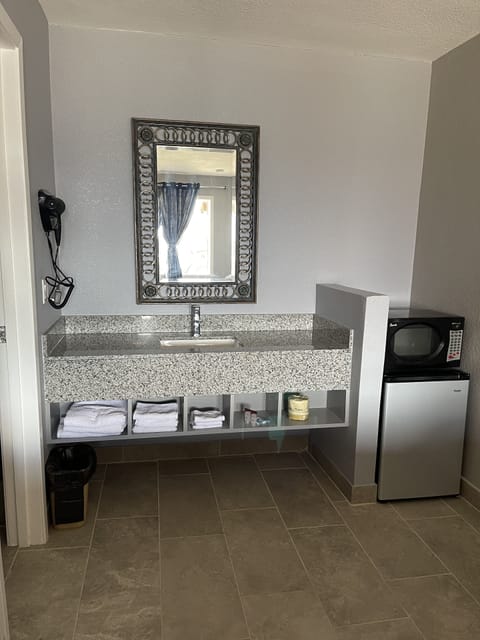 Blackout drapes, soundproofing, free WiFi, bed sheets