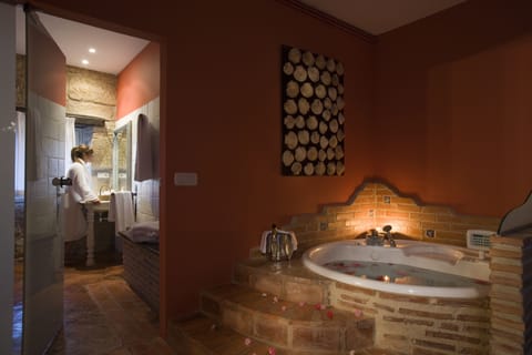 Jetted tub