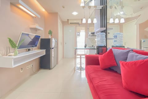 Room | Living area | TV