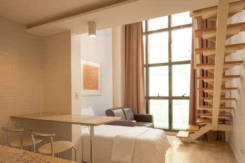 Standard Duplex (com escadas) | 1 bedroom, Egyptian cotton sheets, premium bedding, pillowtop beds