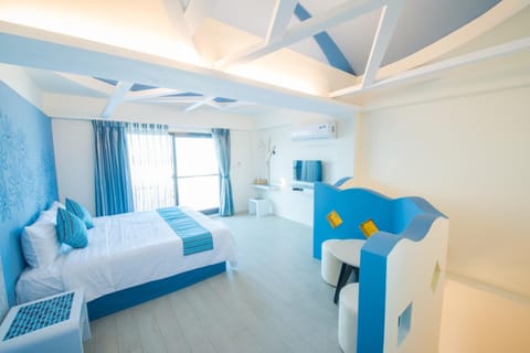 Desk, blackout drapes, soundproofing, rollaway beds