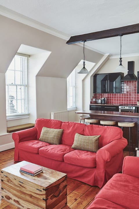 Family Apartment, Private Bathroom (Loch View (2 bedrooms)) | Interior