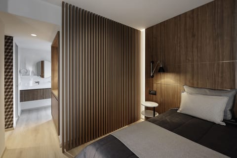 Deluxe Suite, 1 King Bed with Sofa bed | Egyptian cotton sheets, premium bedding, pillowtop beds, minibar