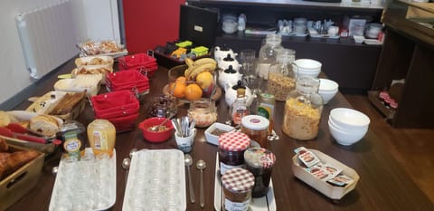 Daily buffet breakfast (EUR 10.5 per person)
