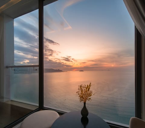 Beach/ocean view