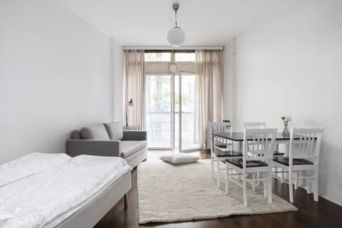 Comfort Studio | Free WiFi, bed sheets
