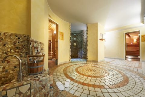 Sauna, body treatments, body wraps, body scrubs, reflexology