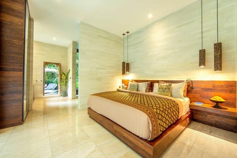 Premier Villa, Garden Area (Villa Pluto, with sharing Pool) | Premium bedding, down comforters, minibar, in-room safe