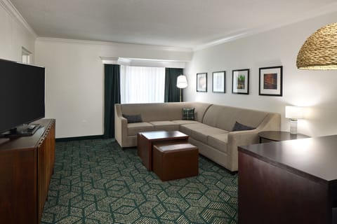 Desk, blackout drapes, iron/ironing board, free WiFi