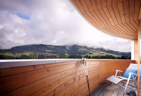 Superior Double Room (DZX2) | Balcony