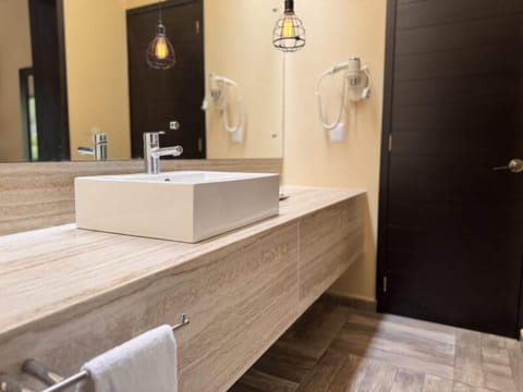 Premium bedding, pillowtop beds, desk, laptop workspace