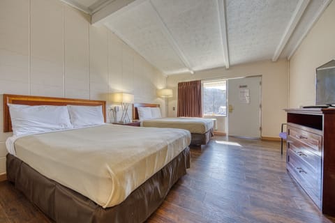 Standard Room, 2 Queen Beds | Hypo-allergenic bedding, desk, soundproofing, free WiFi