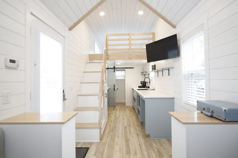 The Pamlico | Living area | TV