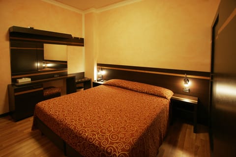 Superior Double or Twin Room | Free WiFi, bed sheets