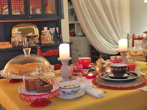 Free daily local cuisine breakfast