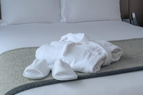 Minibar, in-room safe, individually furnished, desk